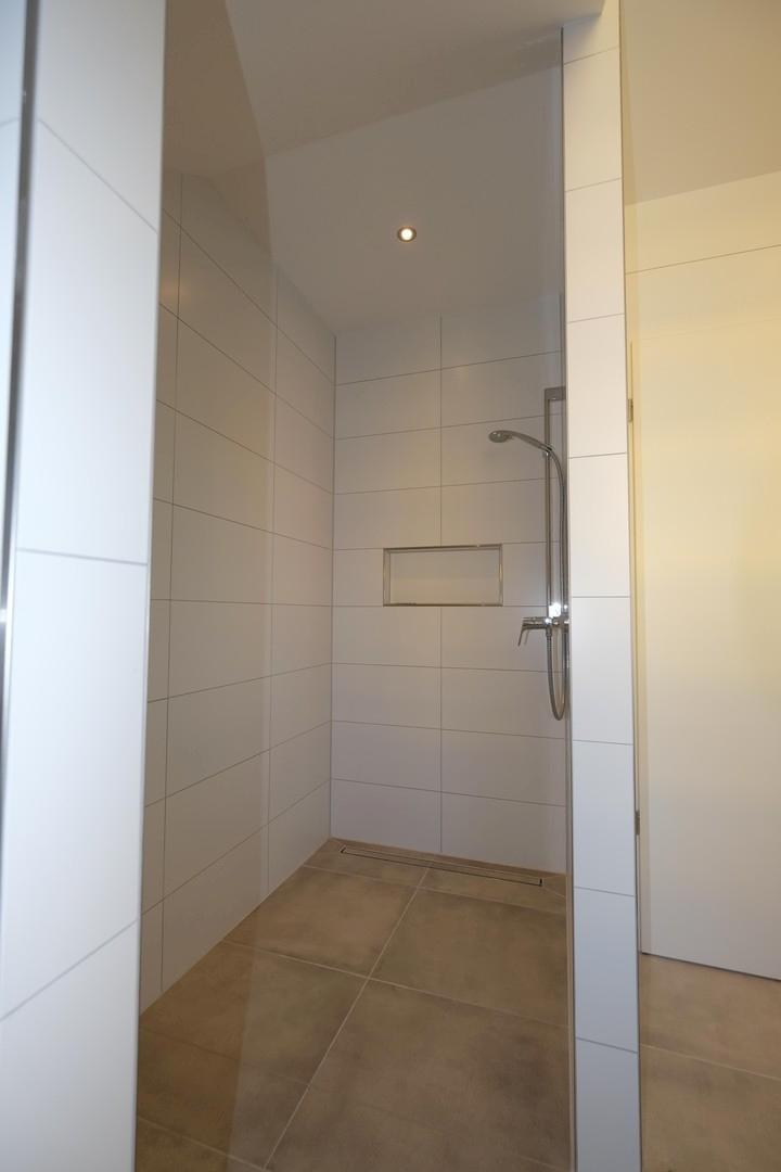 Begehbare Dusche 