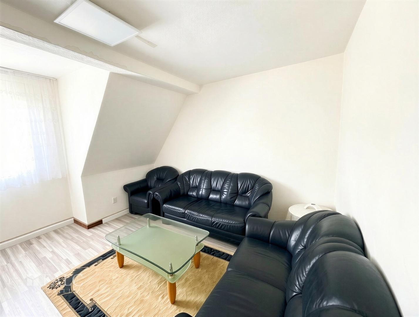 Wohnzimmer DG rechts 