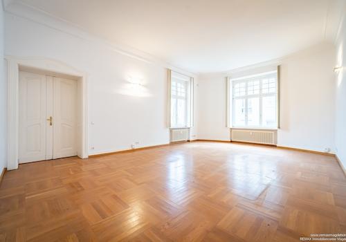 Büro Erdgeschoss