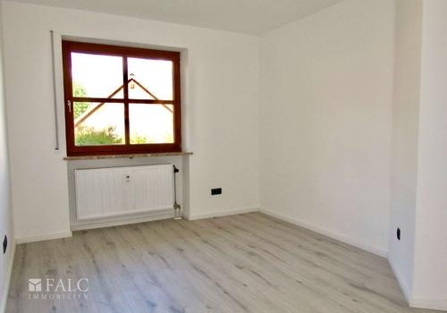 EG: Schlafzimmer  2 von 3