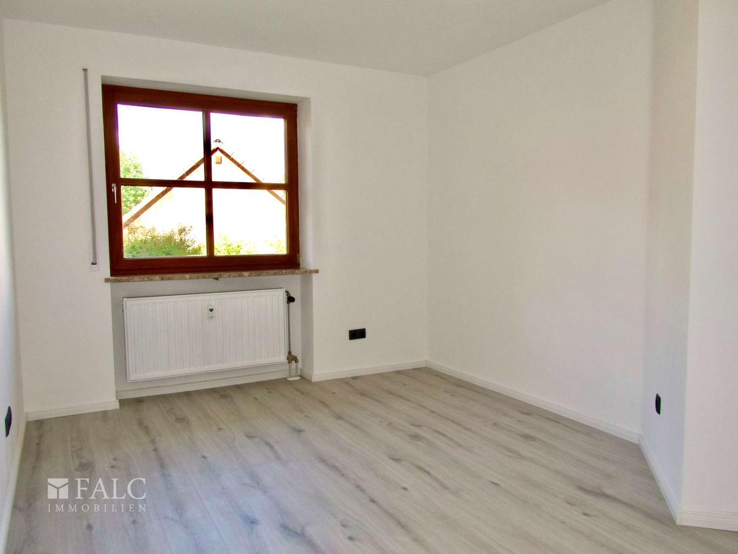 EG: Schlafzimmer  2 von 3