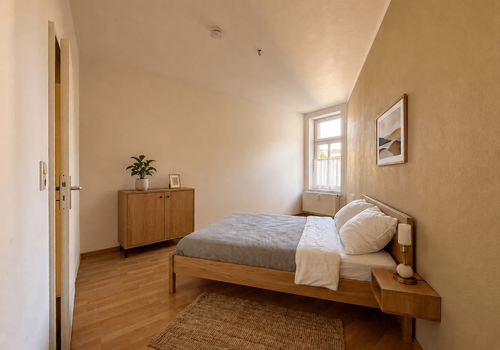 Schlafzimmer KI möbliert