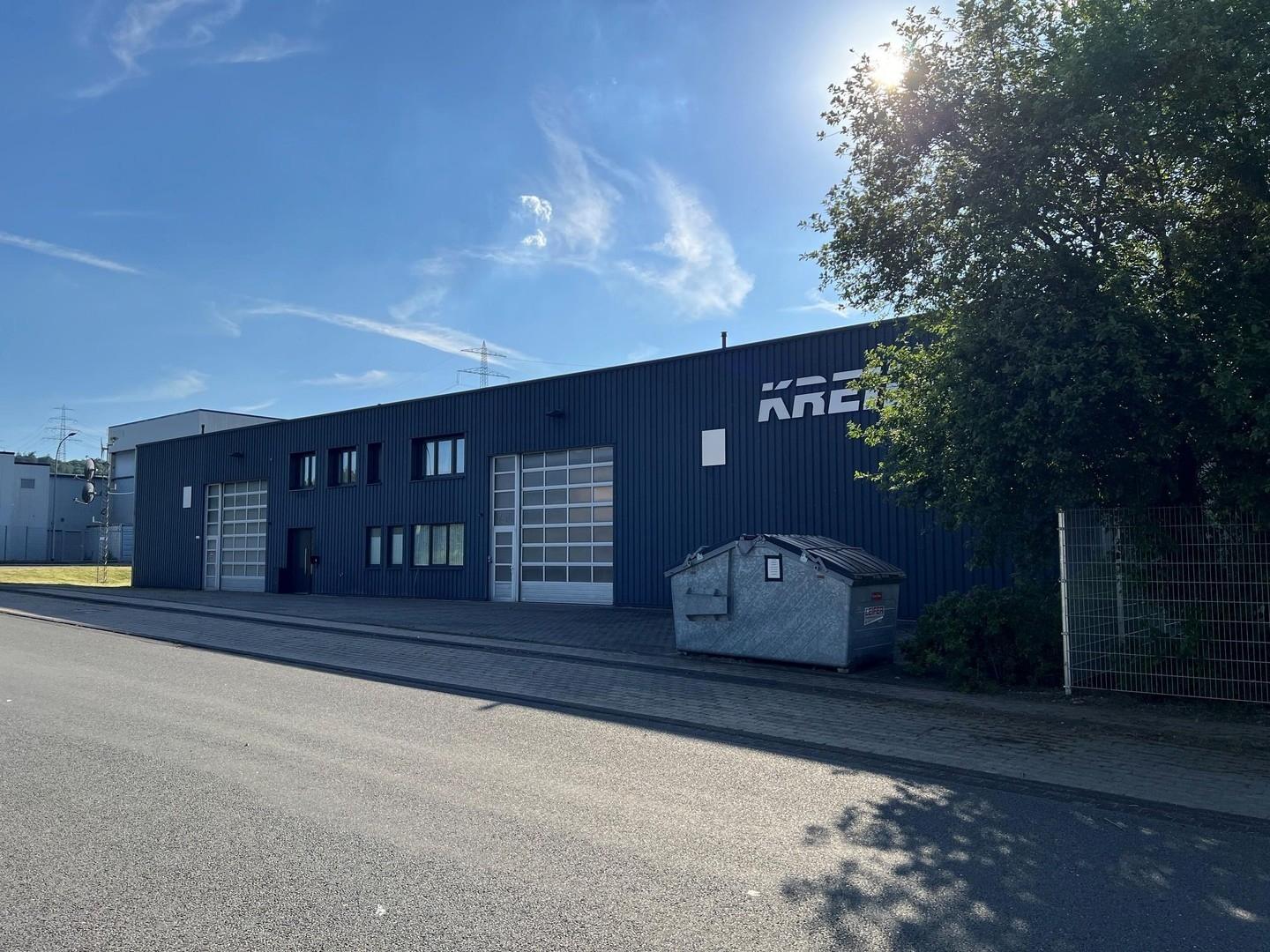 Front von rechts komplett 