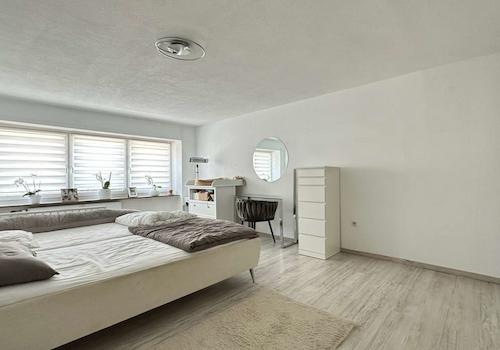 1. Schlafzimmer (EG)