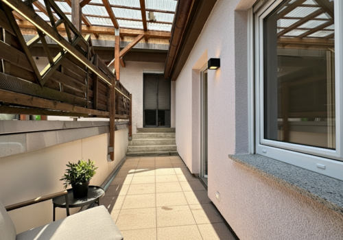 Balkon (OG)