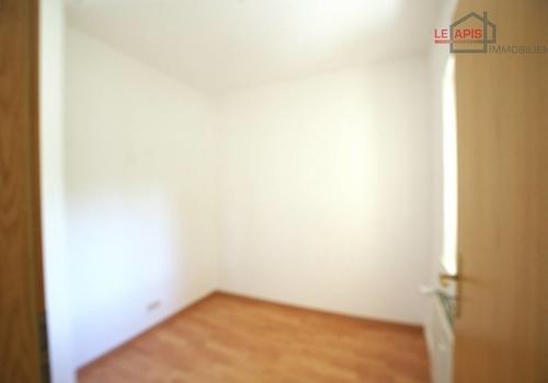 halbes Zimmer Bild 2