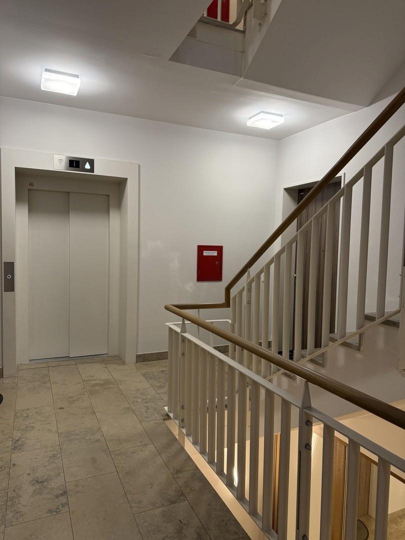 Treppenhaus Aufzug