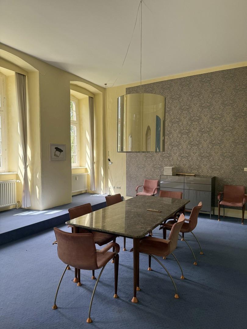 Großes Esszimmer OG