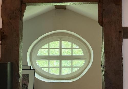Ovales Fenster DG