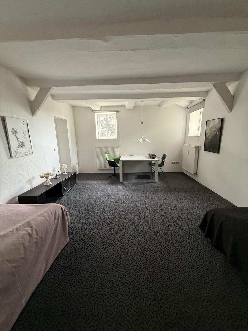 Schlafzimmer DG