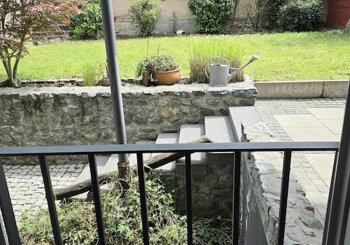 Weg zur Garage