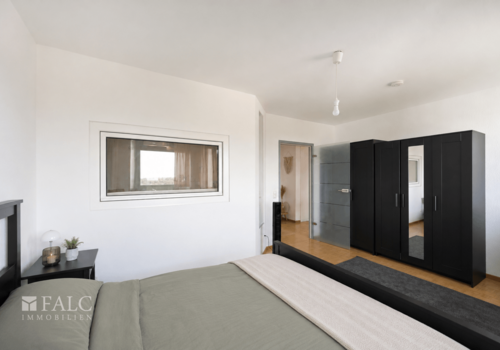 Schlafzimmer Blick Bad