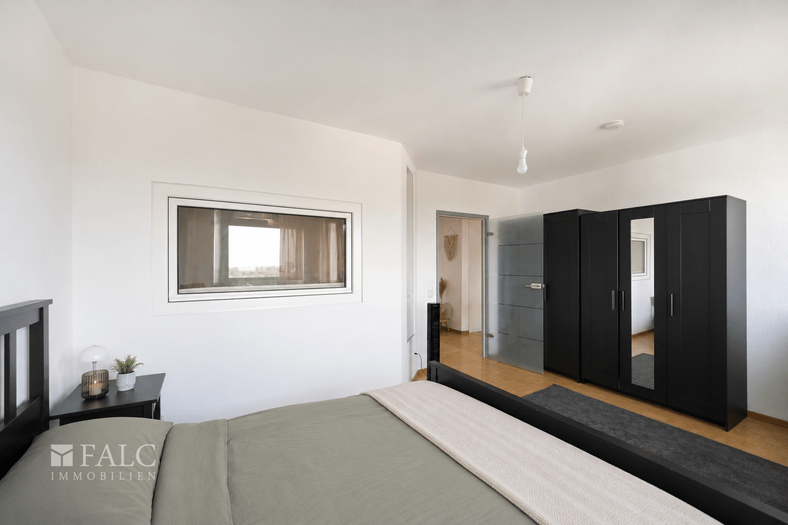 Schlafzimmer Blick Bad