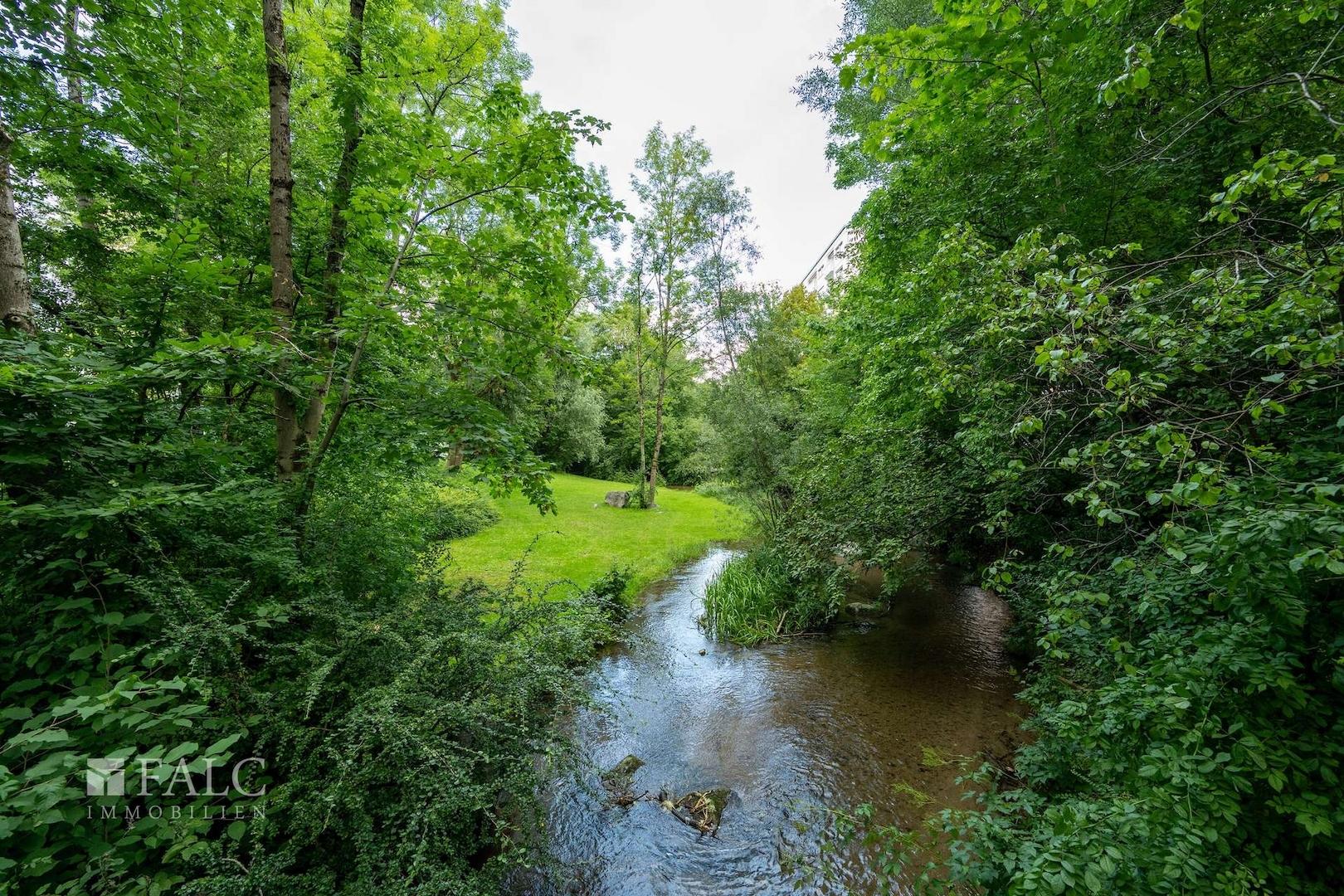 Parkanlage Bachlauf