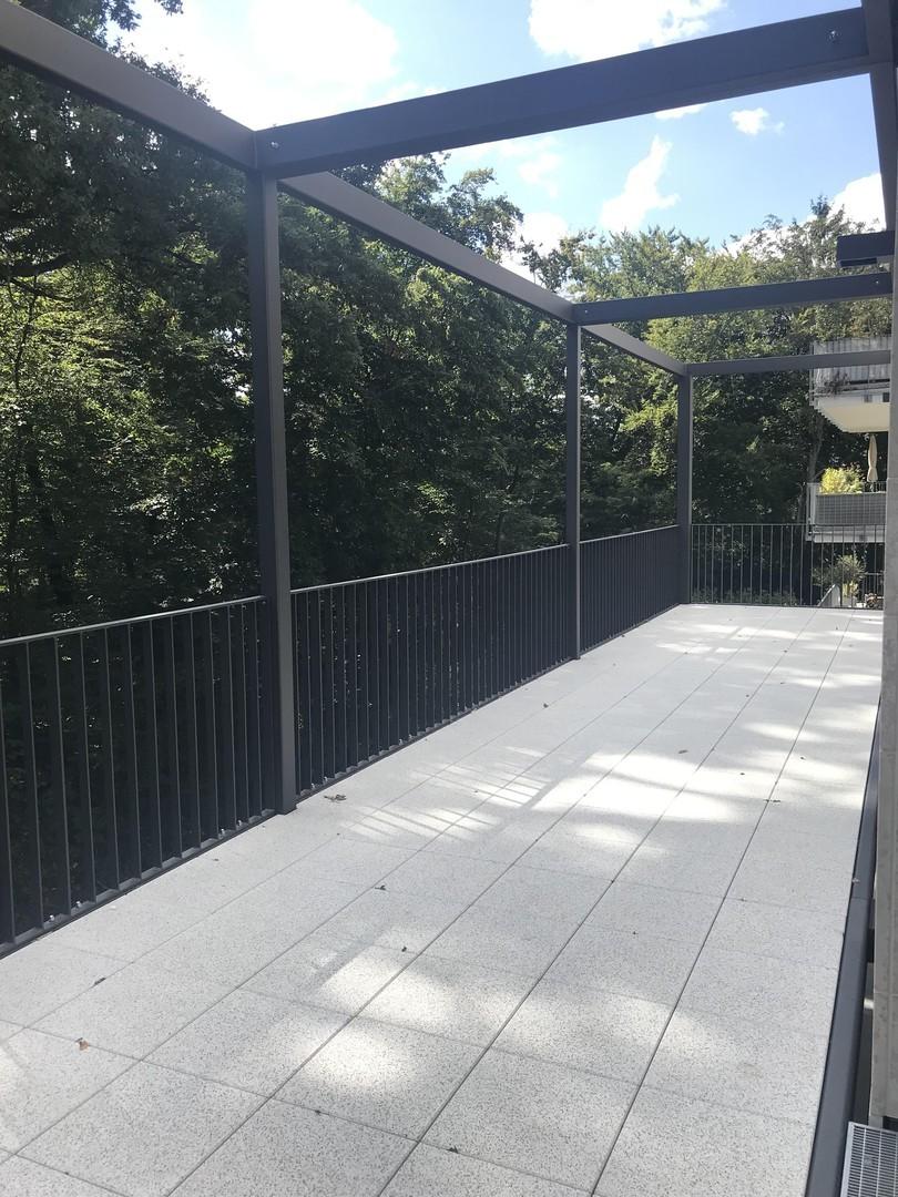 Balkon nach rechts
