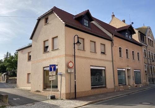 Straßenansicht