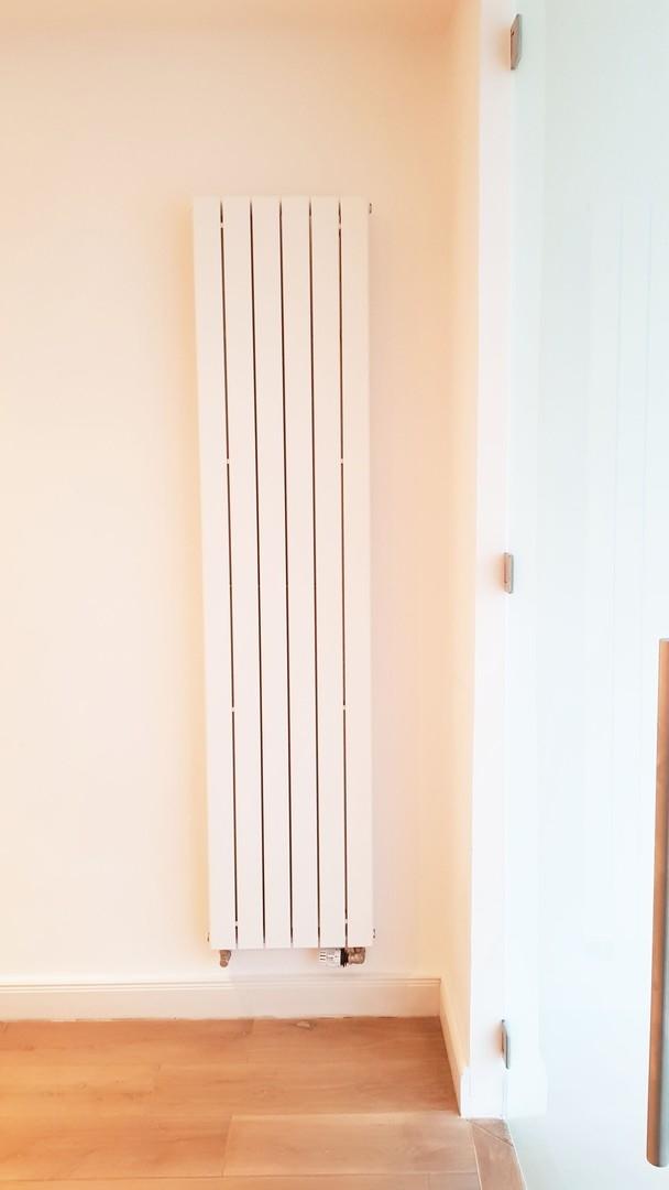 2 Meter hohe Designheizkörper