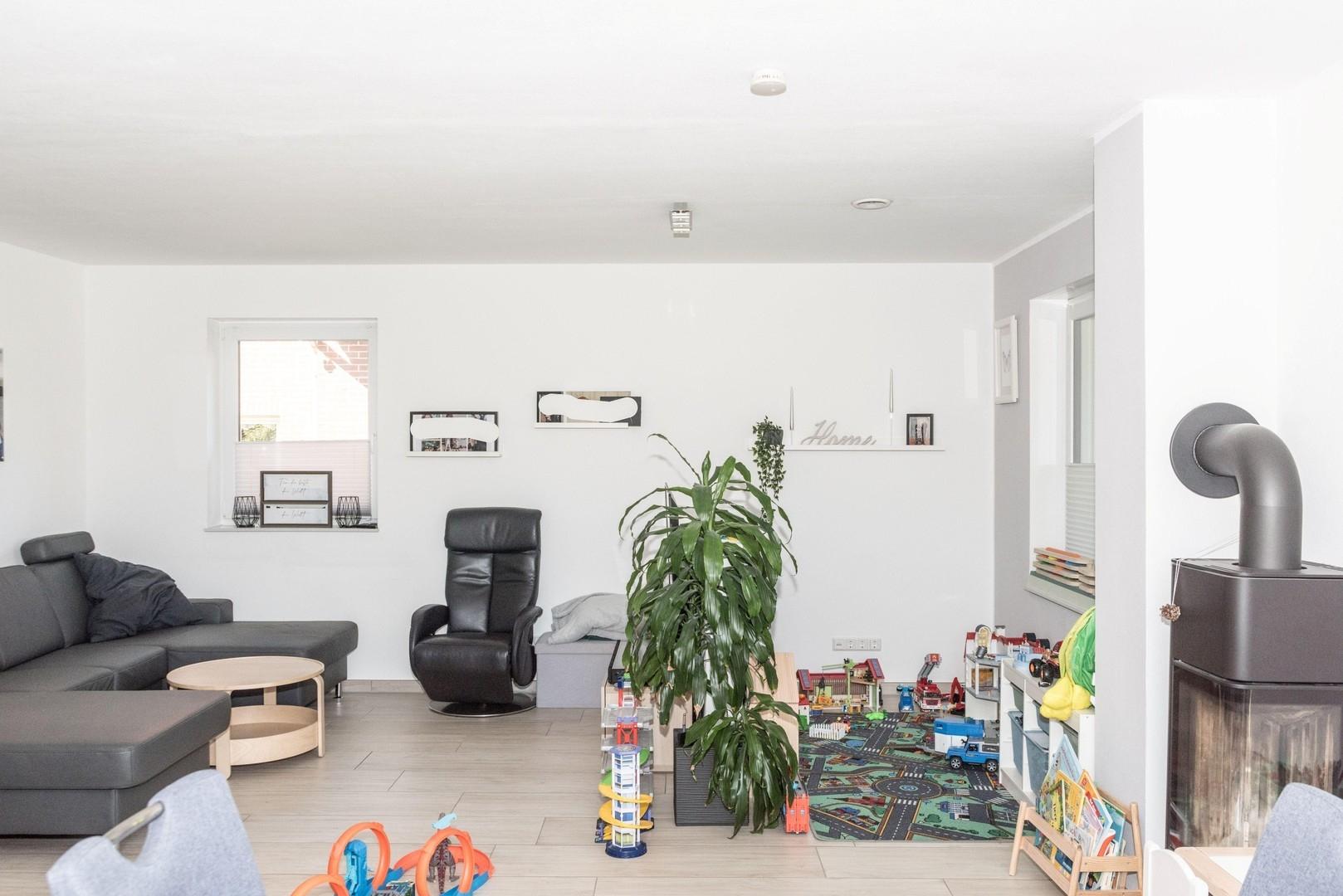 Wohnzimmer/Esszimmer