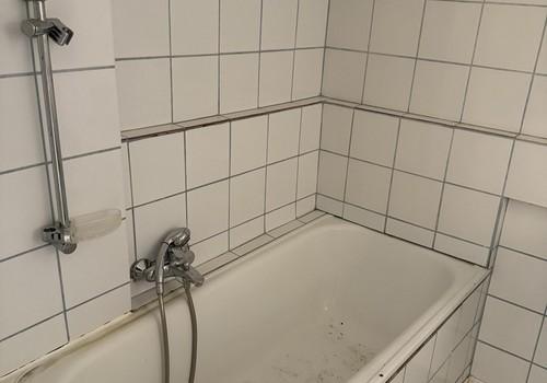 Bad im Keller