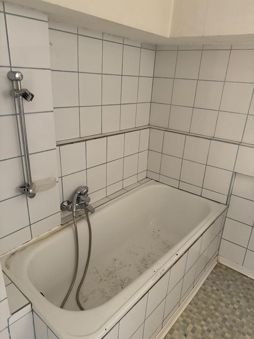 Bad im Keller