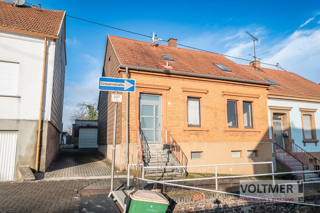 Straßenansicht 