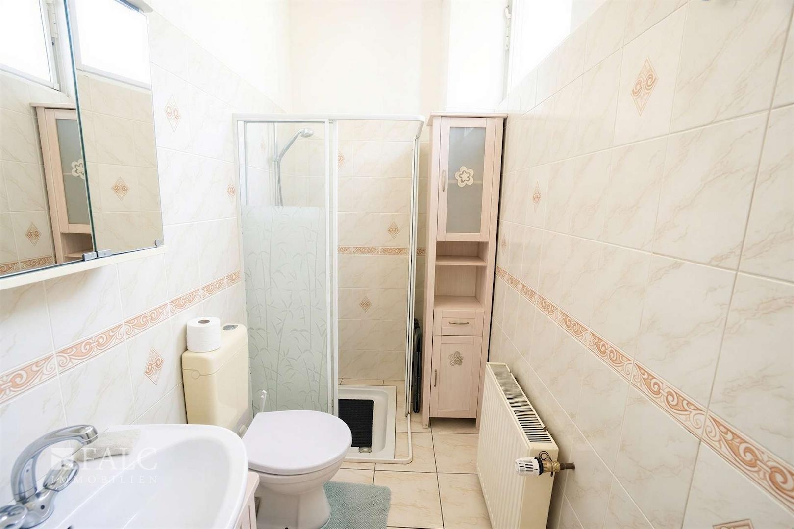 Badezimmer EG