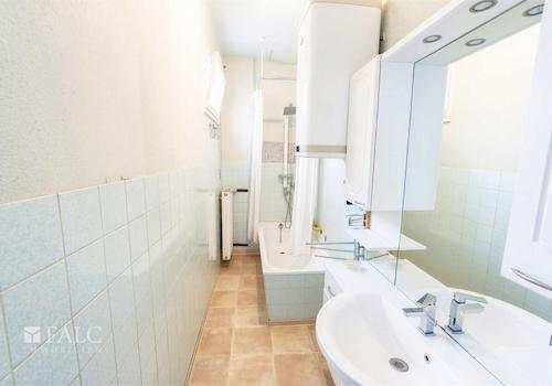 Badezimmer 2.OG