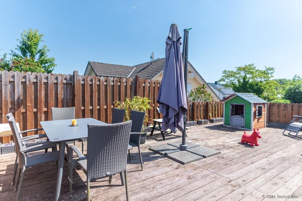 Dachterrasse mit viel Platz zum Toben
