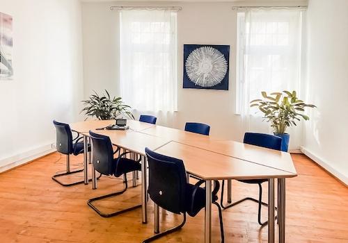 Bürotisch
