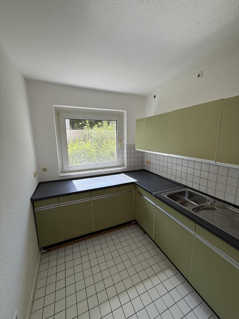 mit Fenster in den Hof