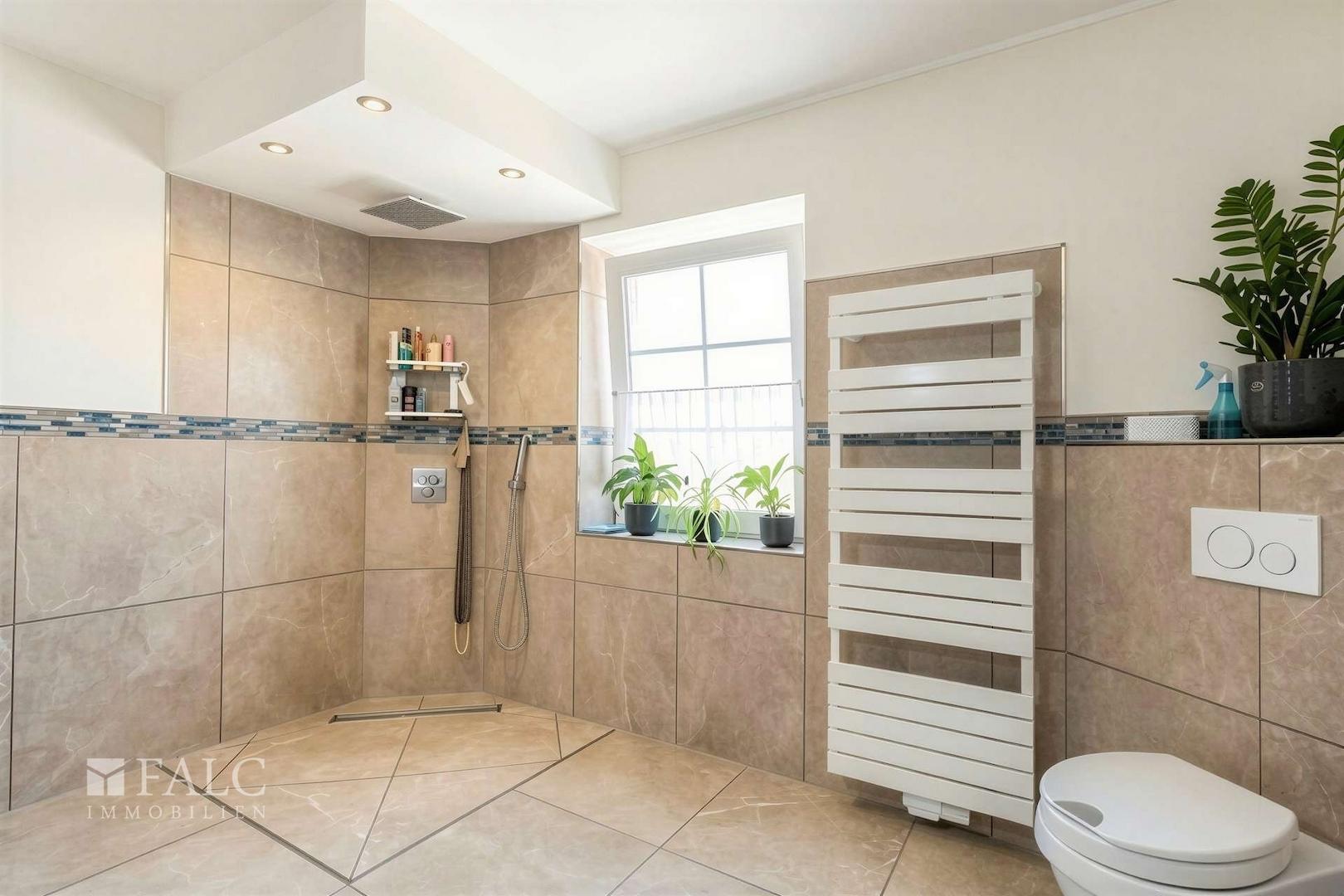 Badezimmer EG