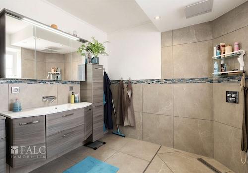 Badezimmer EG