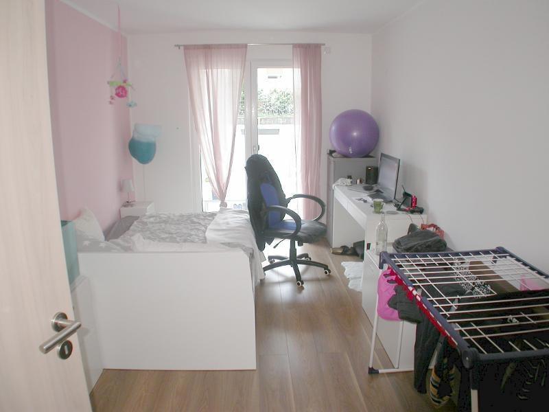 Kind 2 / Arbeitszimmer Bild 1