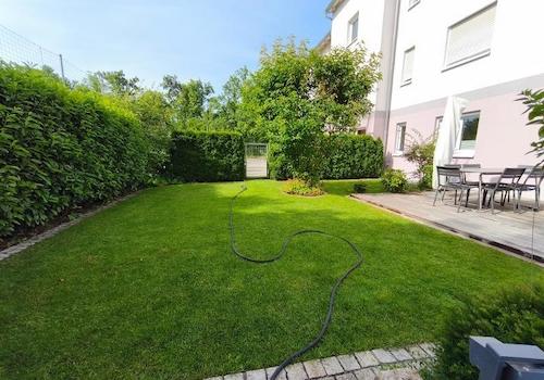 Terrasse und Garten Bild 3