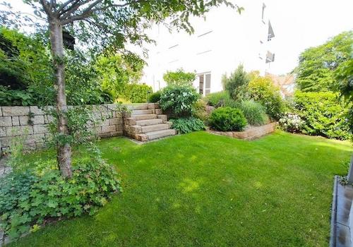 Terrasse und Garten Bild 6