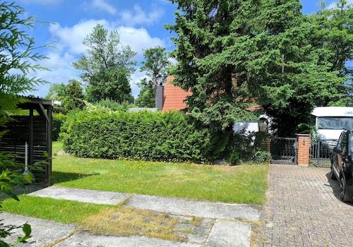 Stellplatz und Carport