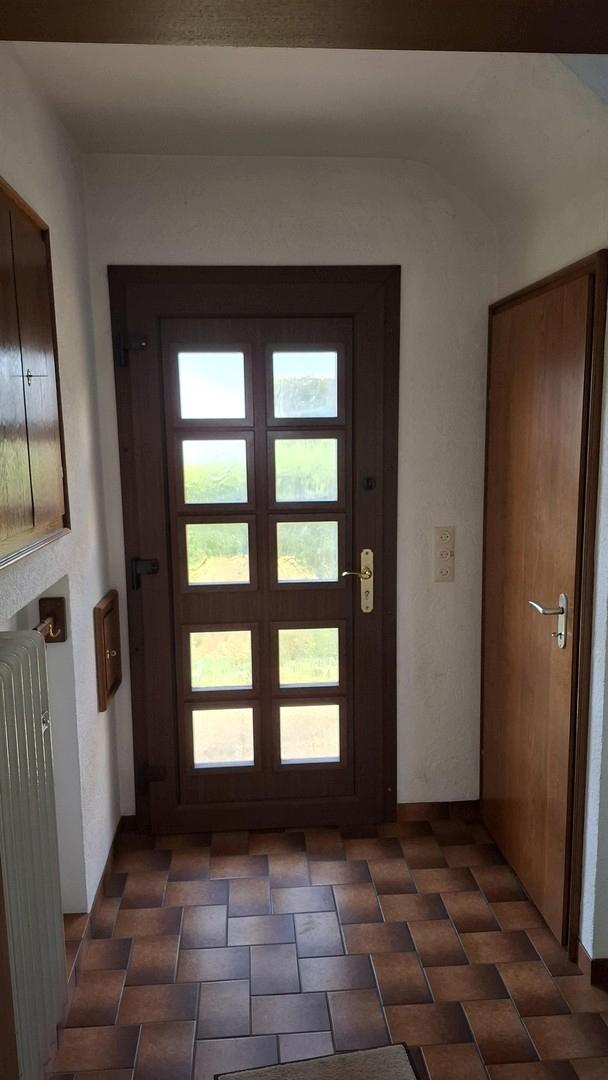 Hauseingang innen EG