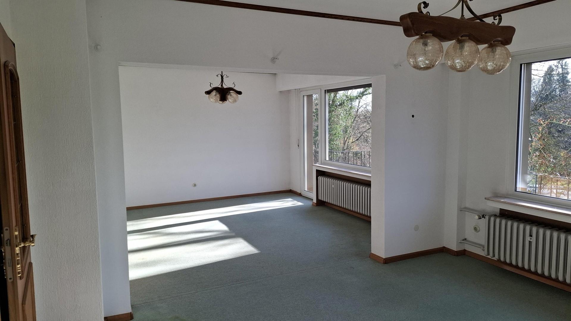 Wohnzimmer im EG