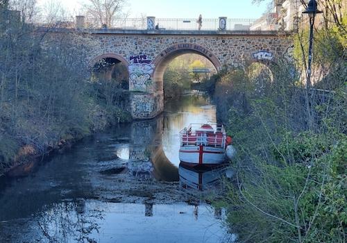surroundings - canal