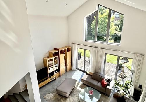 Wohnzimmer (Blick von Empore)