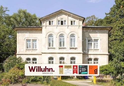 Herrenhaus