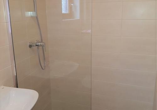 Bad Dusche