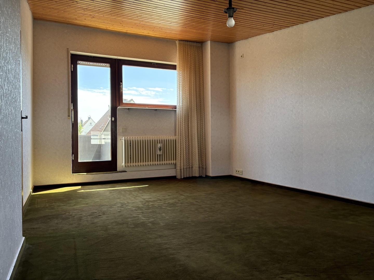 Zimmer 2 OG