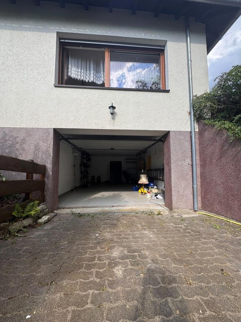 Garageneinfahrt