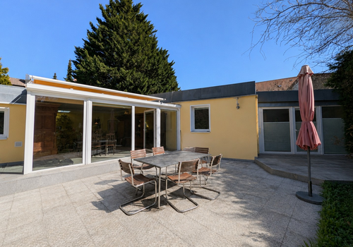 Rückwärtige Hausansicht