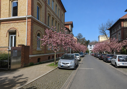 Straßenansicht
