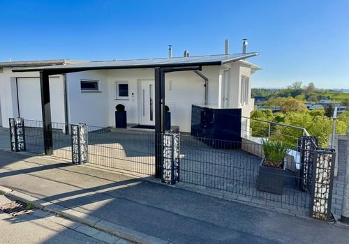 Carport / Eingang