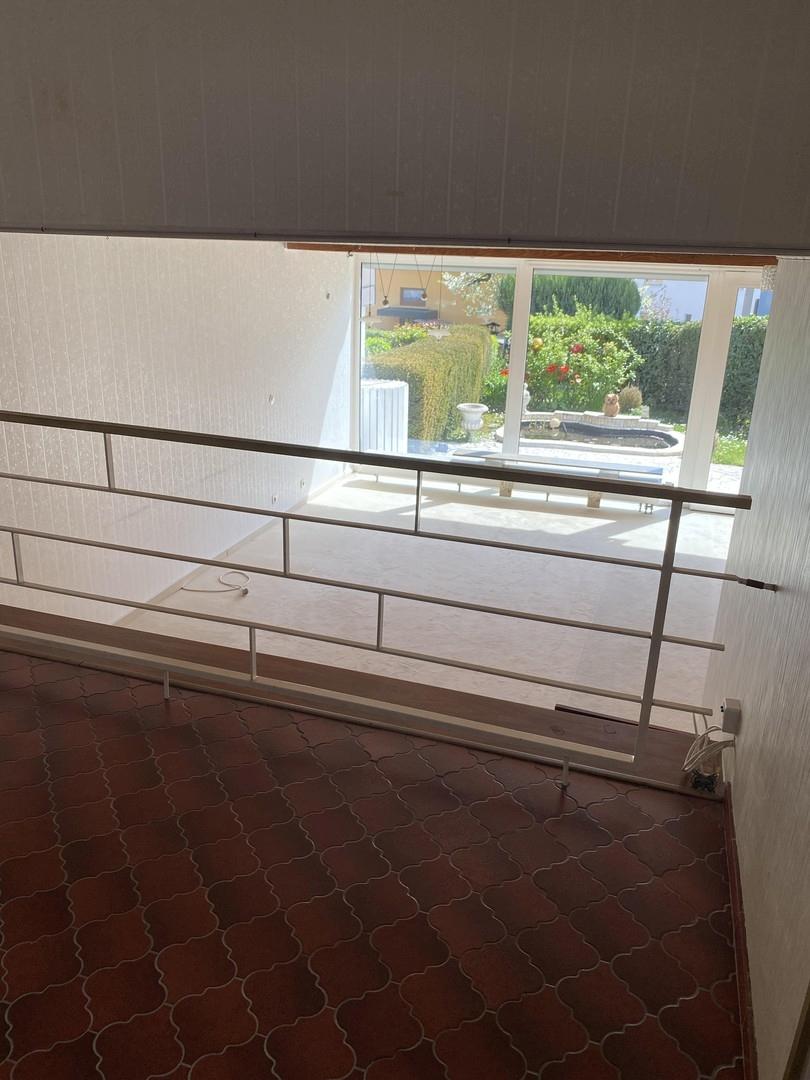 Blick Esszimmer ins Wohnzimmer