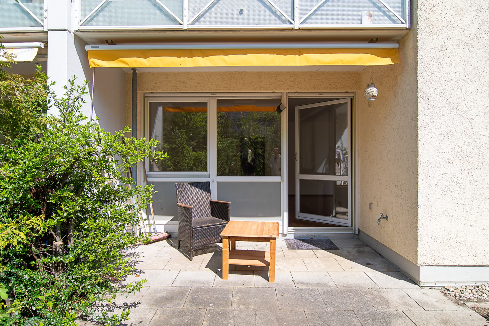 Terrasse mit Markise