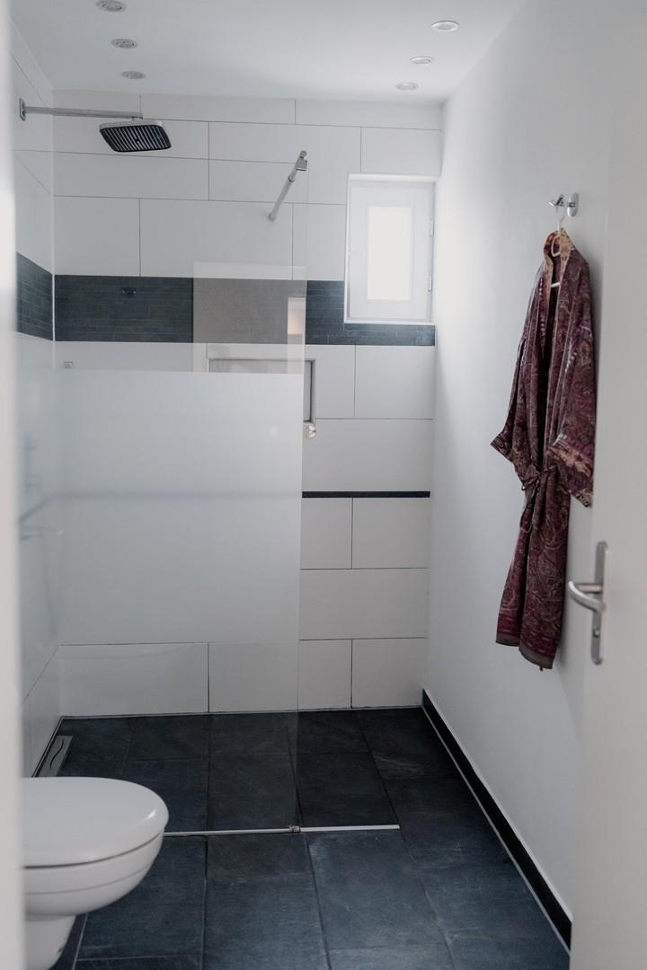 Dusche